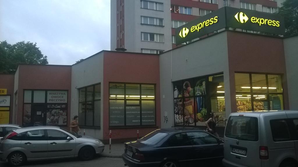 Apartament Dyminska ワルシャワ エクステリア 写真